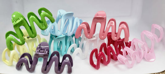 Wavy Claw Clip